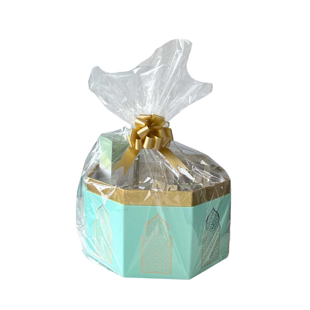 Hajj Mubarak Large Hamper Gift Box - Image 2