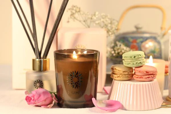 Nuhr Home - Classic Candle Range - Peony and Oud - Image 4